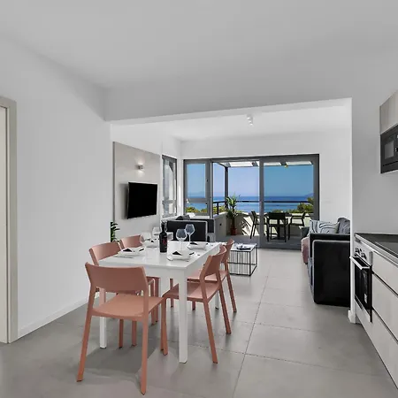 Beachfront - Srzic 3*